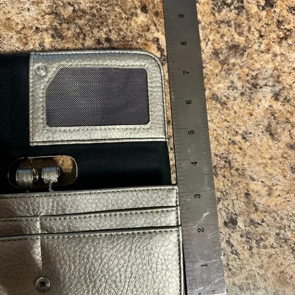 Tahari Metallic Silver Wallet with Kiss Lock Closure Identity Protect Lining - Picture 10 of 12